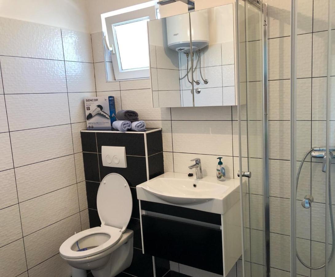 Apartments With A Parking Space Maslenica, Novigrad - 12636 ยาเซนิเซ ภายนอก รูปภาพ